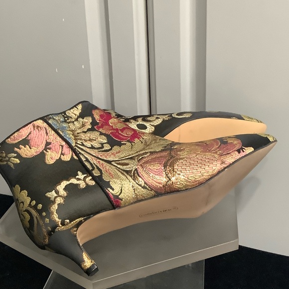 COMFORTVIEW Women’s The Meredith Bootie Floral Embroidered Ankle Boots 10W - Picture 13 of 15